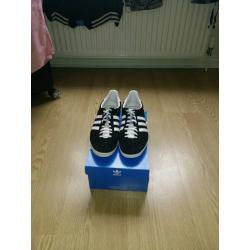 Adidas Gazelles size 9