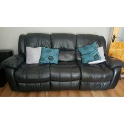 3-1-1black leather reclining suite