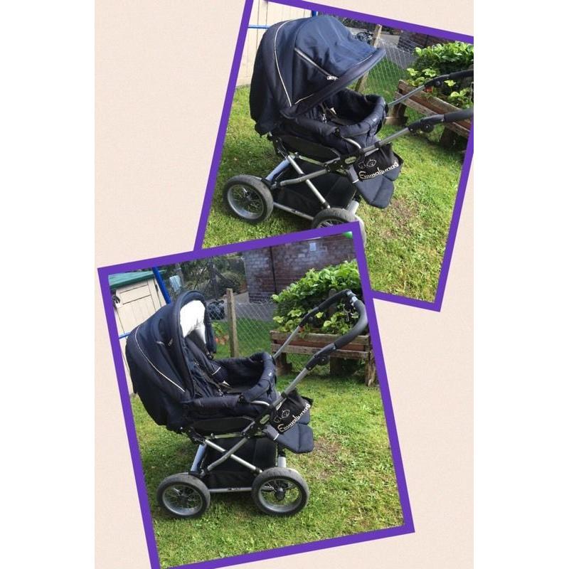 Emmaljunga Twin City Cross Pram