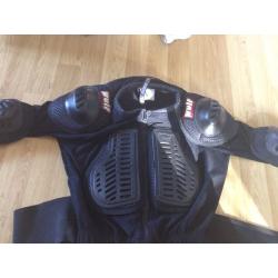 Kids 8-10 wulf sport motocross armour