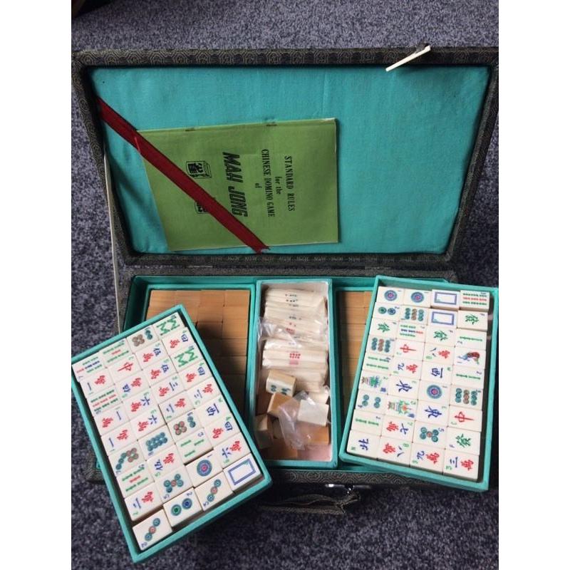 Vintage Mahjong Set in Material Covered Case