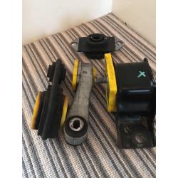 Clio RS 197/200 power flex engine mountings