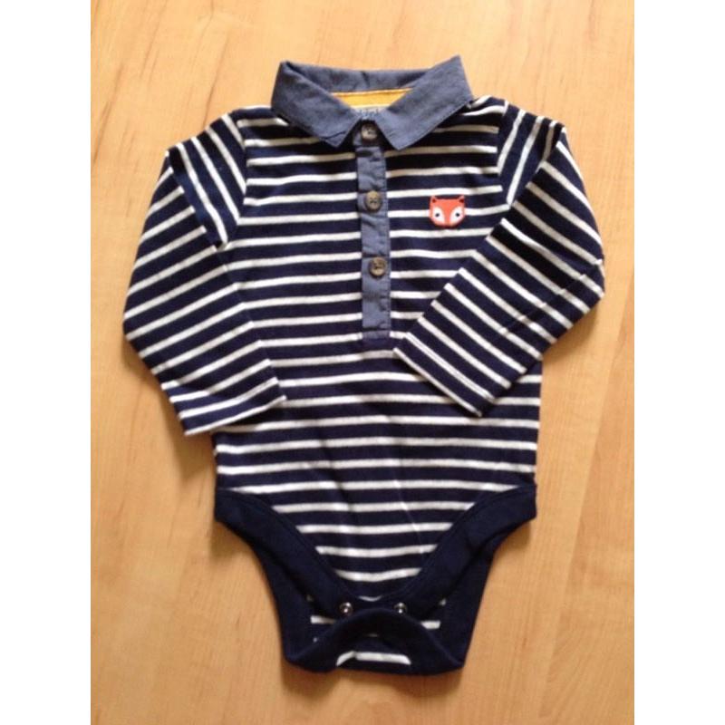 John Lewis body suit age 3-6 months in great condition