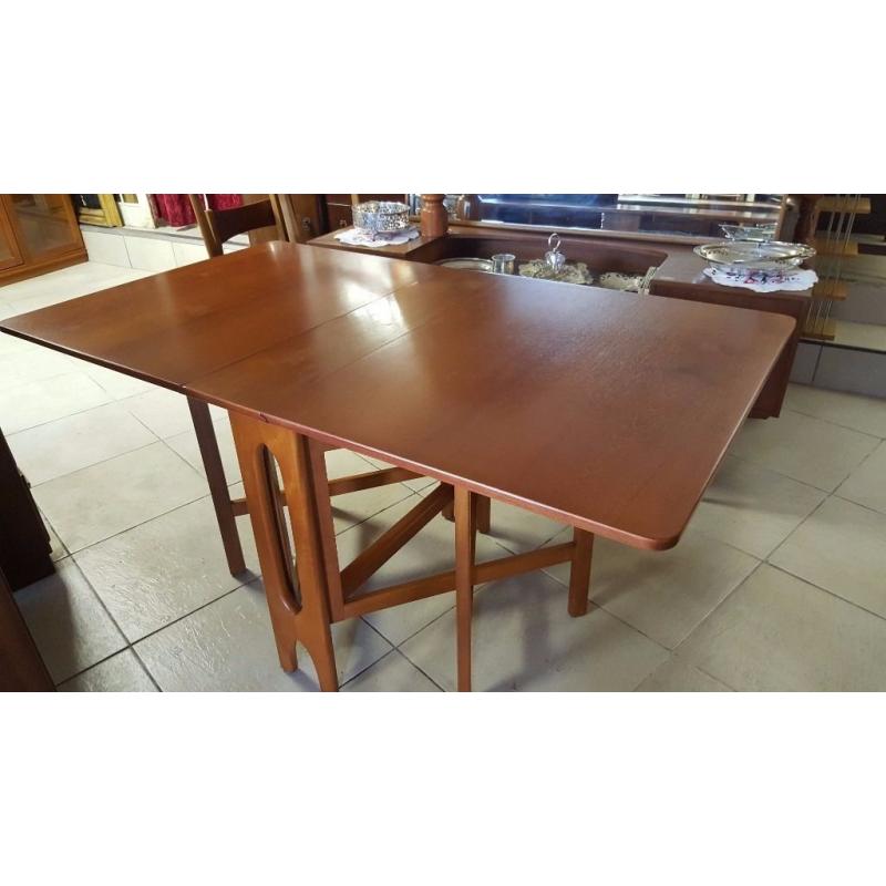 Drop Leaf Retro Double Gate Leg Real Wood Dining Table in Great Condition