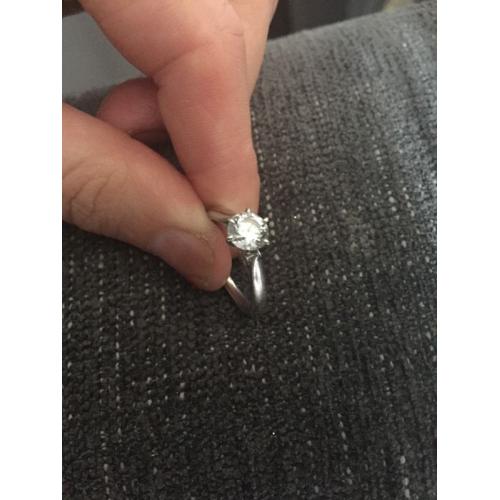 Diamond engagement ring