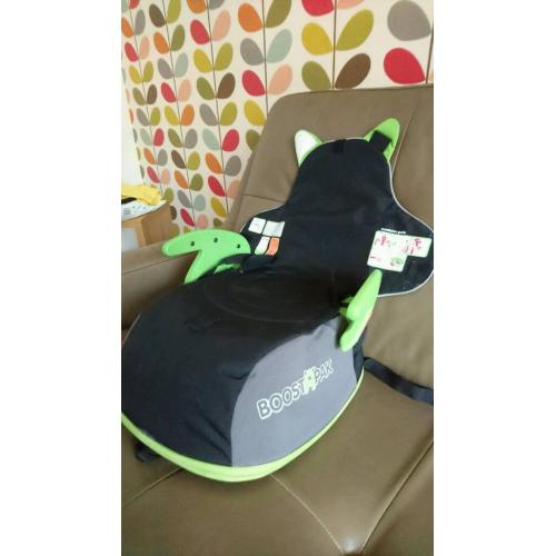 Trunki booster seat back pack