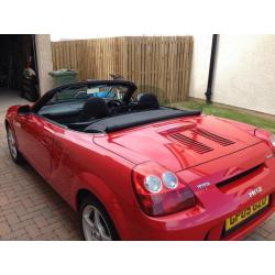 Toyota MR2 1.8 VVT-i 2 seat convertable Chilli Red Low Mileage & Full Toyota Franchise Maintenance