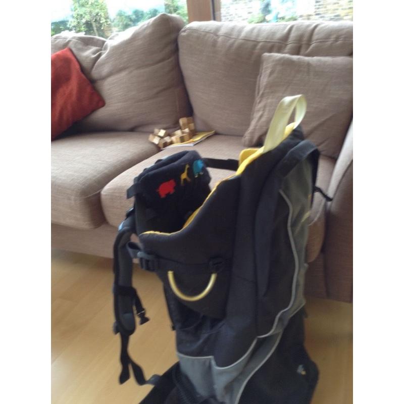 Child carrier - littlelife