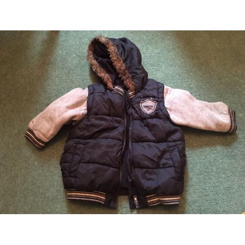 Boy jacket size 12-18 month
