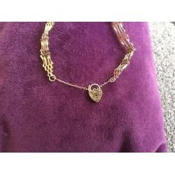 9ct Gold gate link bracelet hallmarked