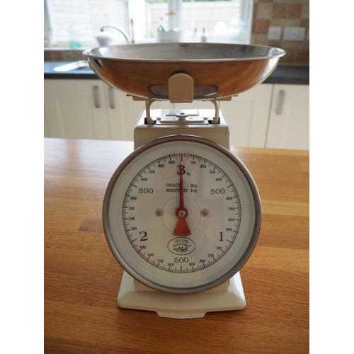 Laura Ashley kitchen scales BNIB