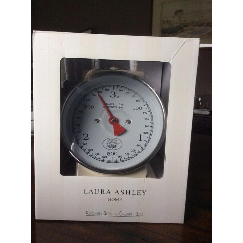 Laura Ashley kitchen scales BNIB
