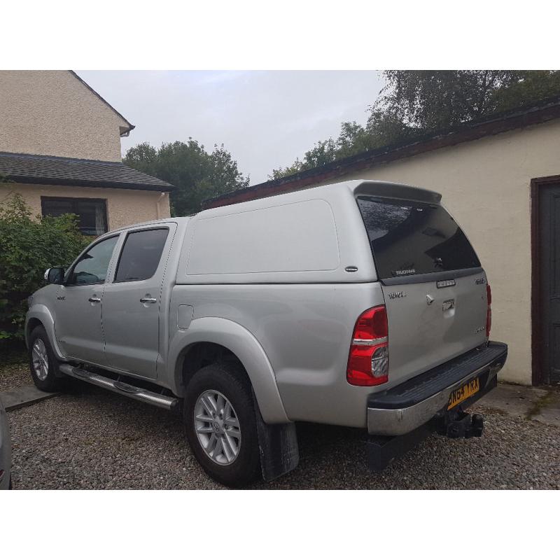 Toyota Canopy 2 years old excellent condition silver