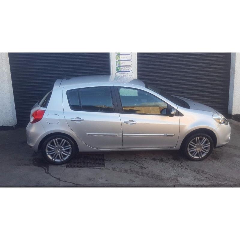 VERY LOW MILEAGE CAR...12 MONTHS MOT...WARRANTY INCLUDED....SERVICED....2 KEYS....IDEAL FIRST CAR...