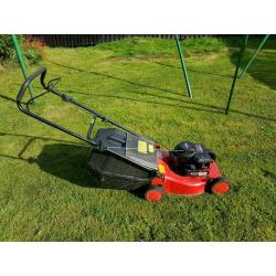 Briggs and Stratton Champion 35 Lawnmower