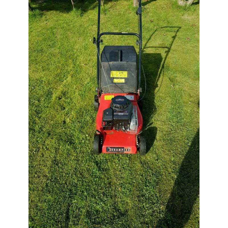 Briggs and Stratton Champion 35 Lawnmower