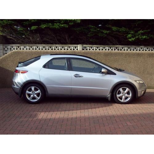 2008 HONDA CIVIC 1.8 I-VTEC ES 5 DOOR 45000 MILES 7 SERVICE STAMPS 1 YEARS MOT PANORAMIC ROOF