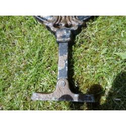 Balusters (10) antique style, aluminium ?, ideal for decking, railings, fencing etc