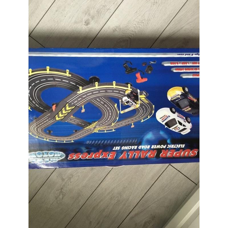 Racing car set new condition