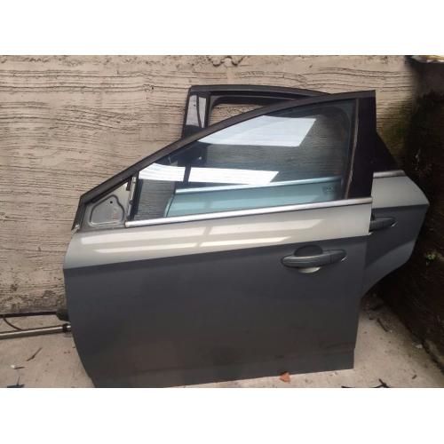 2009 Mondeo Door + Doors + Quater Panel + Legs Driveshafts calipers pipes breaking