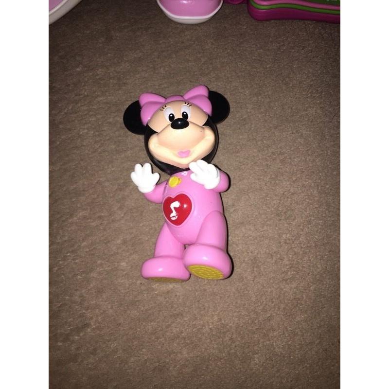 Musical baby Minnie Mouse girls toy