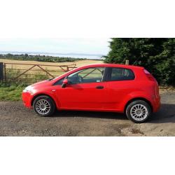 FIAT PUNTO GRANDE 2009 ,LOW MILEAGE, VERY GOOD CONDITION