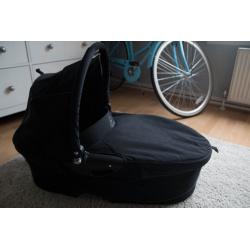 Quinny Buzz carrycot with adapters and footmoof