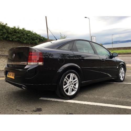 VAUXHALL VECTRA 3.0 V6 SRI CDTI AUTO - RARE CAR, LOTS OF POWER, VERY LOW MILEAGE, JUST HAD SERVICE