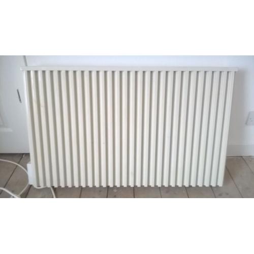 Fischer storage heater with wireless thermostat and remote control