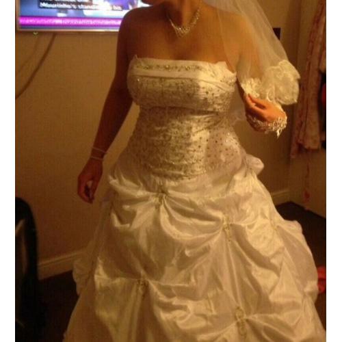 Wedding dress