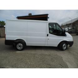 Ford Transit 2.2 260 SWB Low Roof