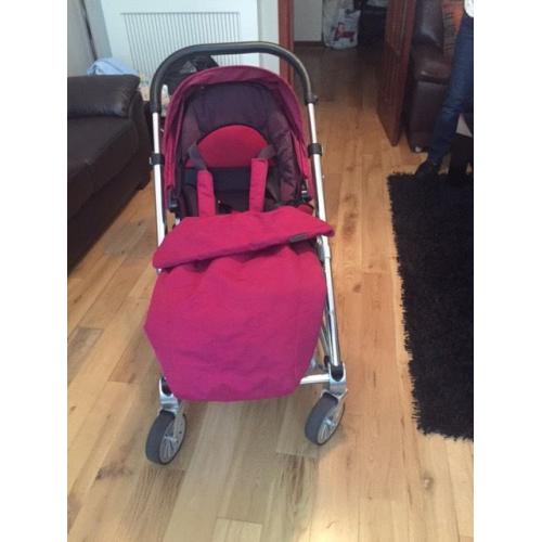 Mamas and papas raspberry Urbo almost like new