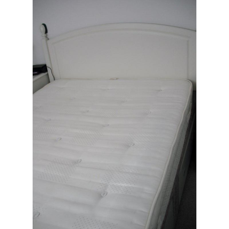 Double divan 4 drawer bed, complete with 'Myers' mattress and 'Ivory Headboard'.