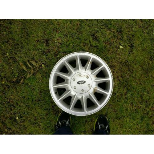 Ford 16" wheels