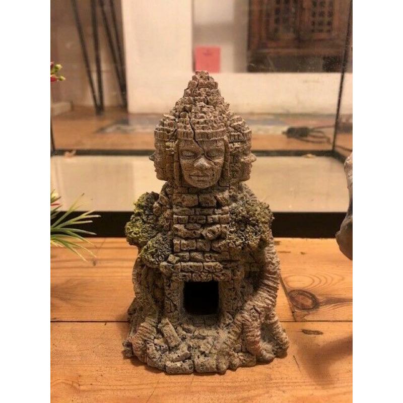 Aquael Fish Tank
