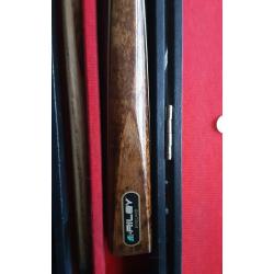 Riley snooker/pool cue with case