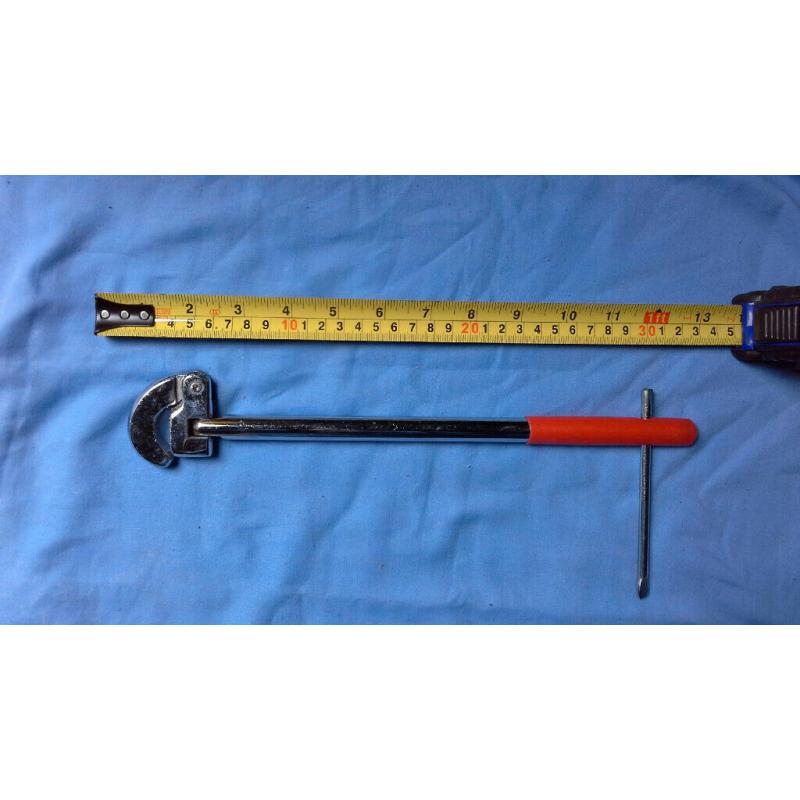 11" ADJUSTABLE WRENCH/TAP SPANNER PLUMBING PLUMBER SINK BASIN TOOL. See other tools for sale.