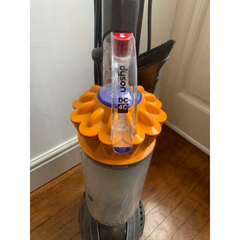 Dyson DC40
