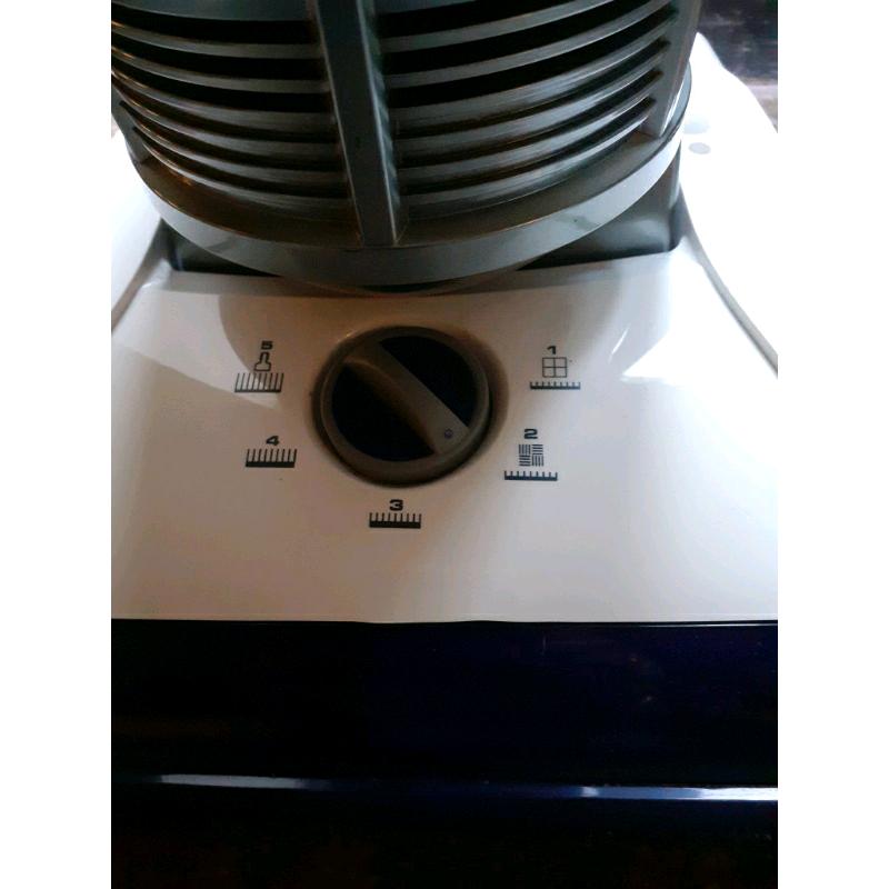 Hoover spirit reach upright model tp71