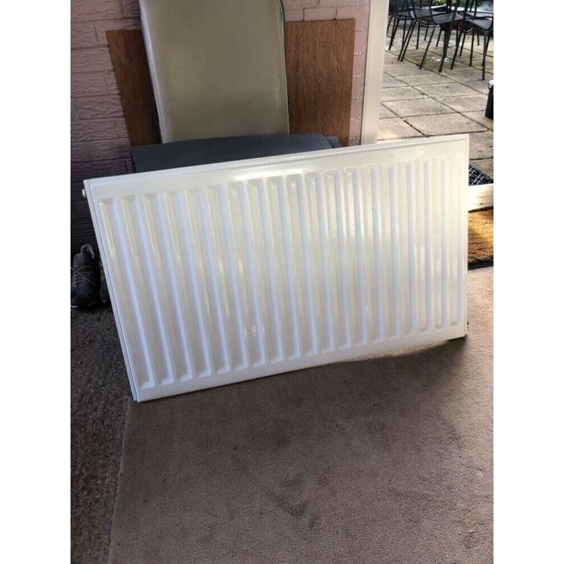Single white radiator