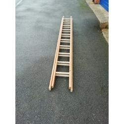 Double wooden ladder 2 x 2.7m