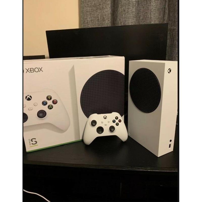 Xbox series S console, opened to take pictures