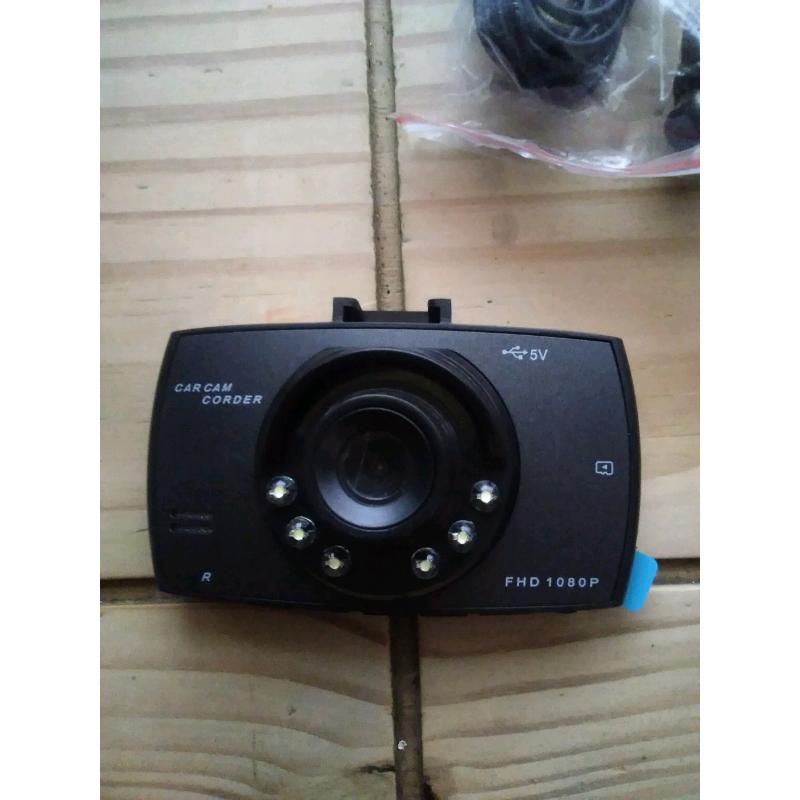 BNWT DASHCAM
