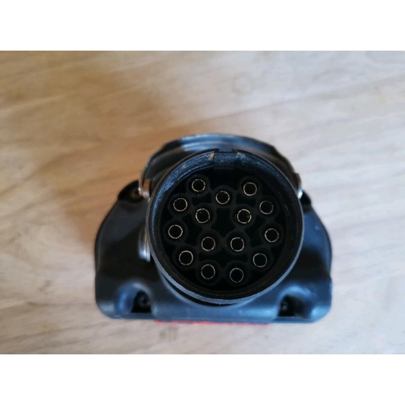 Double hitch adapter