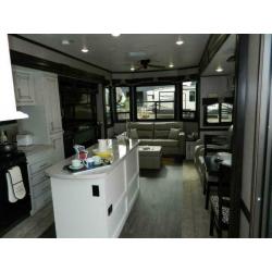 Jayco Bungalow 40 LOFT Destination Trailer,Showmans,Caravan,RV,5th Wheel,static.