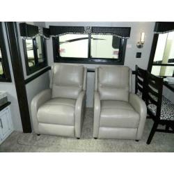 Jayco Bungalow 40 LOFT Destination Trailer,Showmans,Caravan,RV,5th Wheel,static.