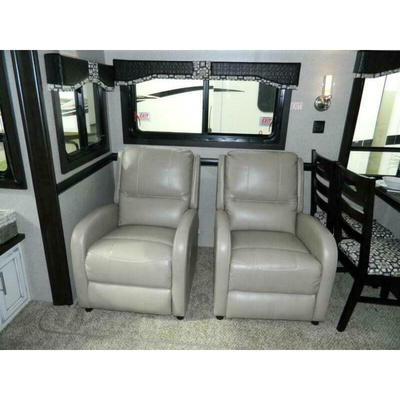 Jayco Bungalow 40 LOFT Destination Trailer,Showmans,Caravan,RV,5th Wheel,static.