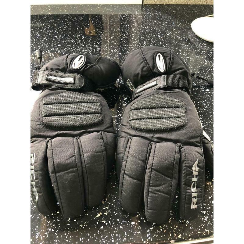 Richa motorcycle winter gloves