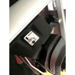 Genuine skoda Kodiaq roof bars bought from main dealer at ?199.00. As new two keys and instructions