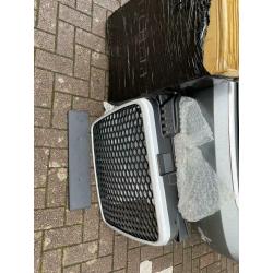 Audi front grill 2005 a4